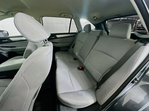 Used 2018 Subaru Outback 2.5i Premium AWD/4WD image 26