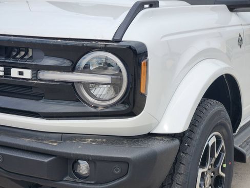 New 2026 Ford Bronco Outer Banks AWD/4WD image 10