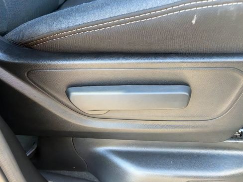 Used 2024 RAM 1500 Big Horn RWD image 32