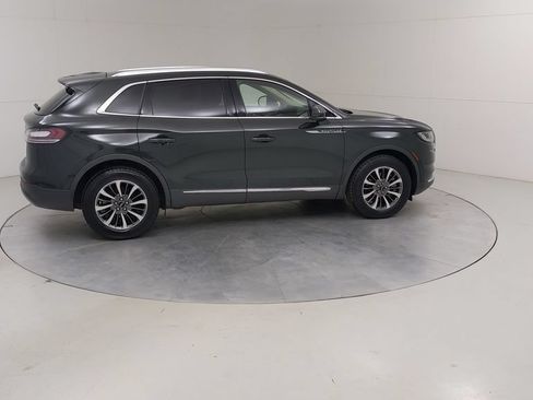 Used 2023 Lincoln Nautilus FWD w/ Premium Package image 12
