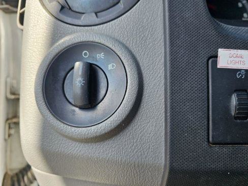 Used 2016 Ford E-350 and Econoline 350 Super Duty w/ Power Windows & Locks Group image 13