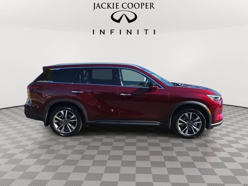 Used 2025 INFINITI QX60 Luxe w/ Cargo Package image 4
