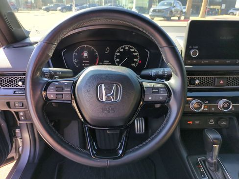 Used 2023 Honda Civic Sport image 15