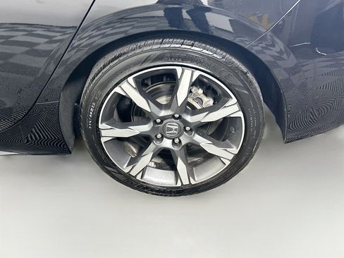 Used 2025 Honda Civic Sport Touring image 11