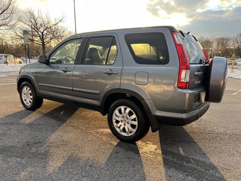 Used 2005 Honda CR-V SE image 5