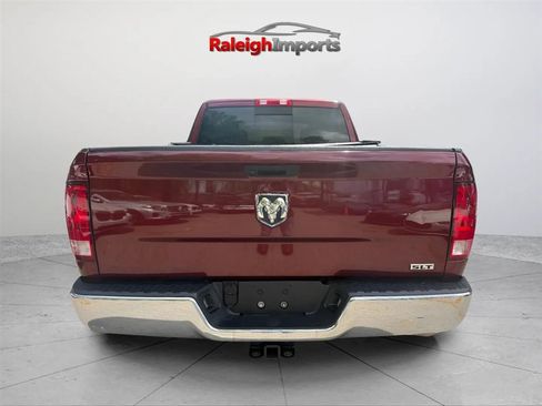 Used 2020 RAM 1500 Classic SLT AWD/4WD image 5
