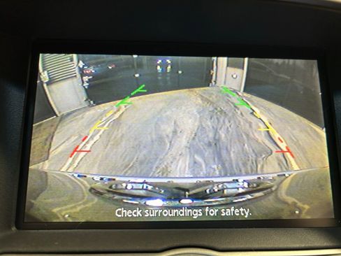 Used 2012 INFINITI G37 x w/ Premium Pkg image 18