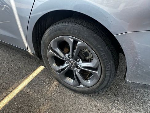 Used 2023 Honda Accord EX image 15