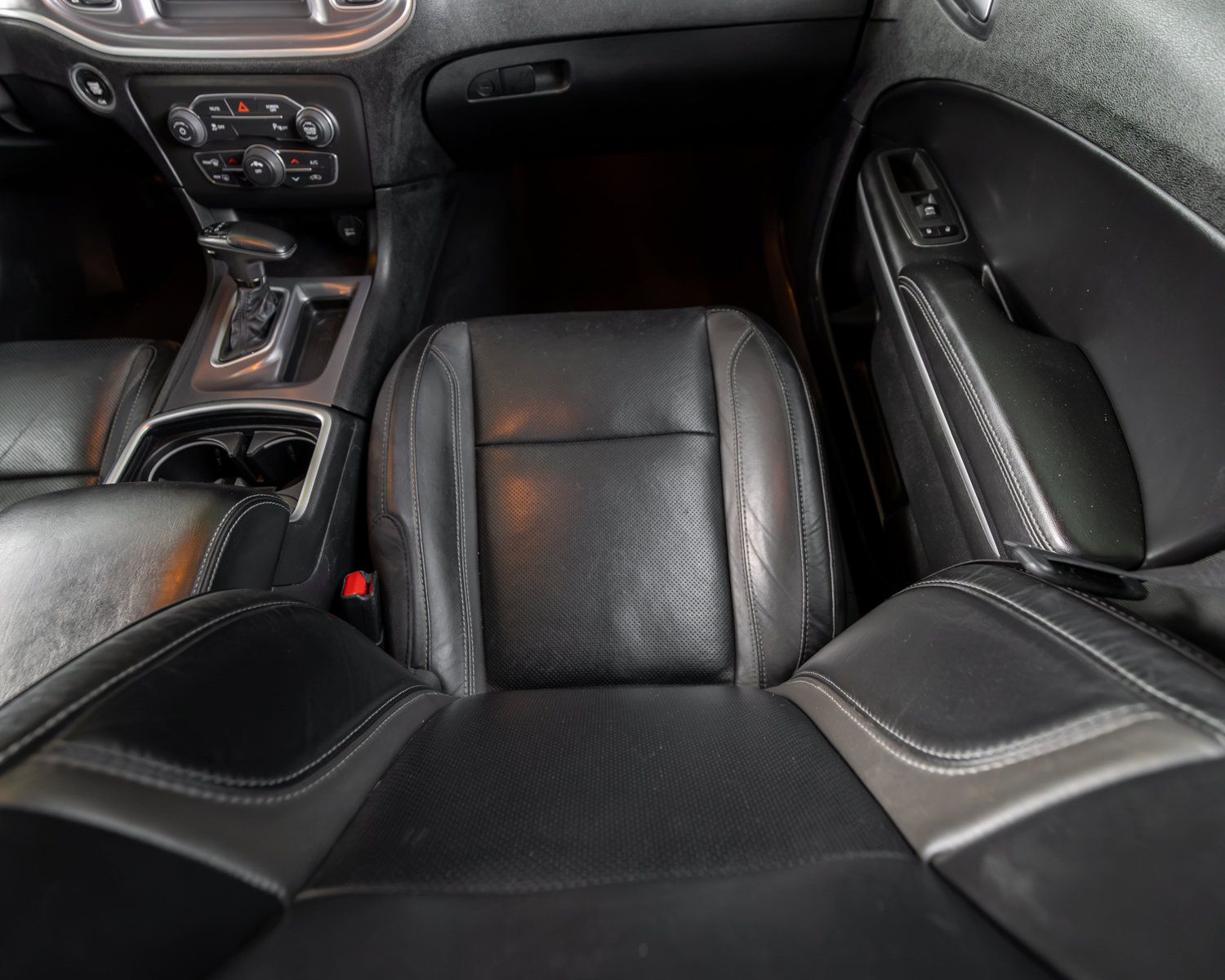 Used 2021 Dodge Charger SXT w/ Leather Interior Group RWD image 55