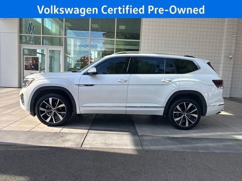 Certified 2024 Volkswagen Atlas SEL Premium R-Line image 2