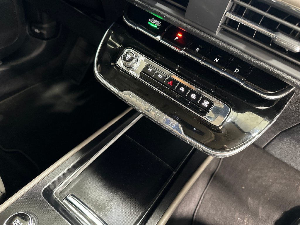 Used 2025 Lincoln Corsair FWD image 21