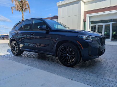 Used 2024 BMW X5 sDrive40i w/ M Sport Package RWD image 3