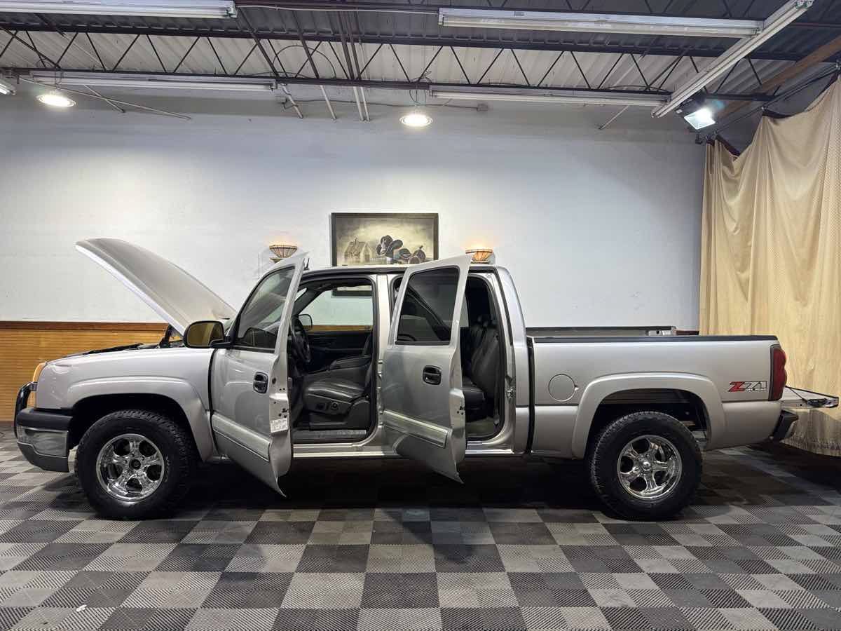 Used 2004 Chevrolet Silverado 1500 4x4 Crew Cab w/ Z71 Convenience Package 2 image 10