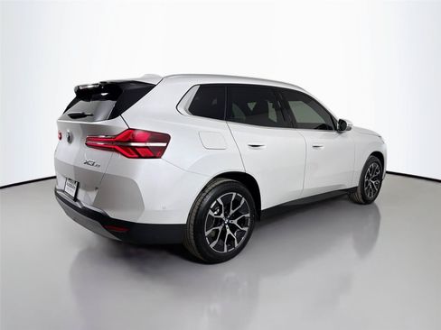 New 2026 BMW X3 xDrive30i w/ Premium Package AWD/4WD image 9