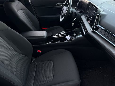 Certified 2023 Kia Sportage LX image 15