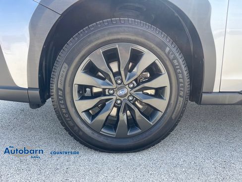 Used 2025 Subaru Outback Onyx Edition AWD/4WD image 27