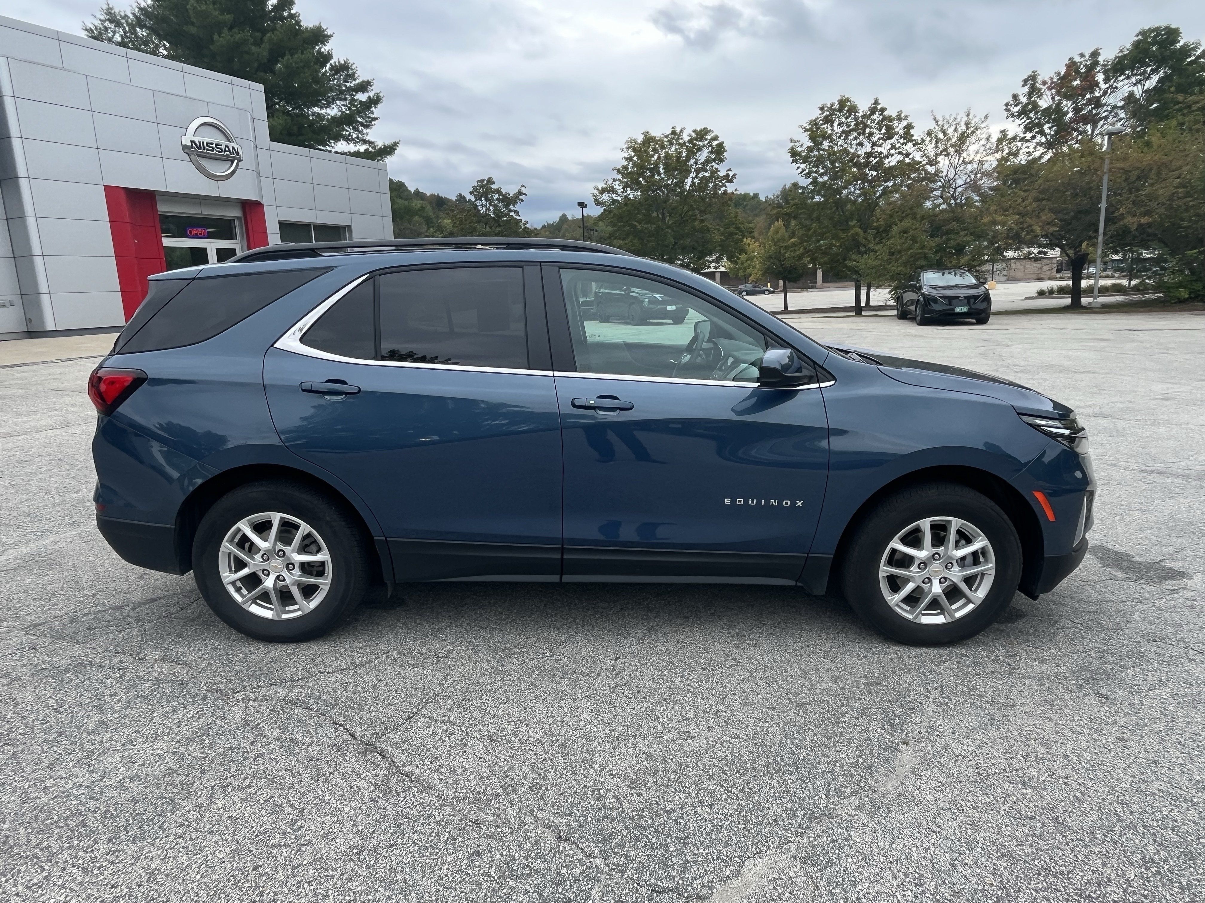 Used 2024 Chevrolet Equinox LT AWD/4WD image 8