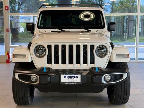 Used 2022 Jeep Wrangler Unlimited Sahara w/ Cold Weather Group AWD/4WD image 2