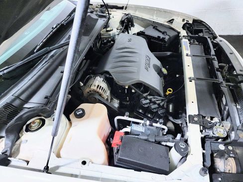 Used 2002 Buick Le Sabre Limited w/ Driver Confidence Pkg image 13