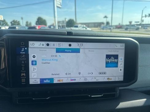 New 2025 Jeep Gladiator Sport AWD/4WD image 27