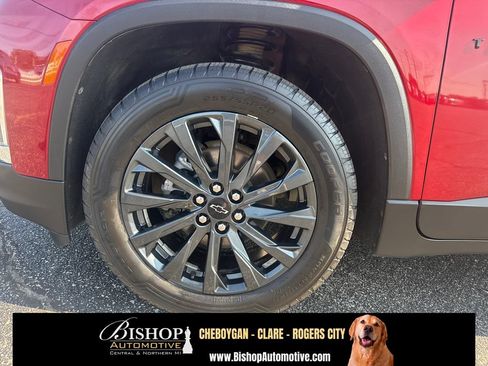 Used 2023 Chevrolet Traverse RS w/ LPO, Floor Liner Package AWD/4WD image 22