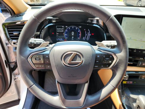 Used 2024 Lexus NX 350 AWD image 9