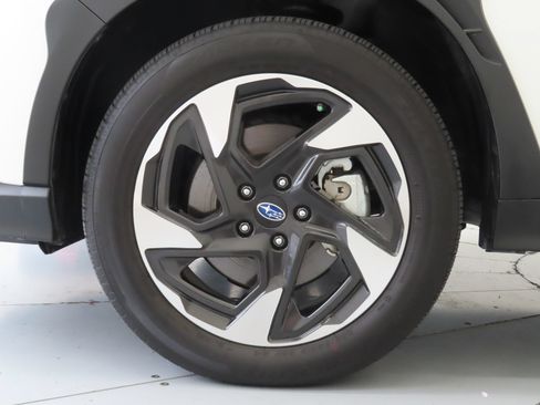 Used 2025 Subaru Crosstrek 2.5i Limited w/ Crosstrek Mirror Package AWD/4WD image 28