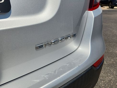 Used 2022 Buick Encore Preferred FWD image 10
