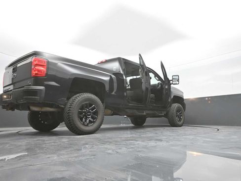 Used 2016 Chevrolet Silverado 2500 LT w/ Midnight Edition AWD/4WD image 40