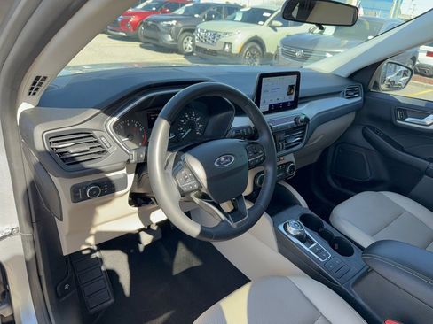 Certified 2022 Ford Escape SEL image 11