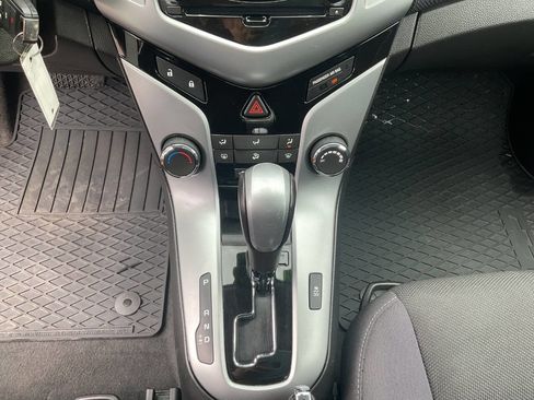 Used 2013 Chevrolet Cruze LT FWD image 20