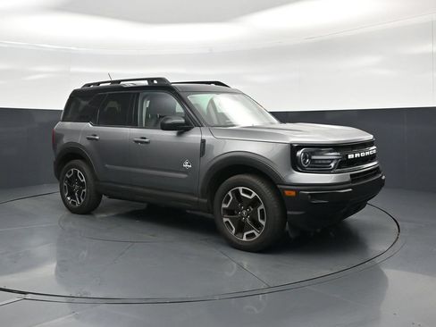Used 2022 Ford Bronco Sport Outer Banks w/ Tech Package AWD/4WD image 25