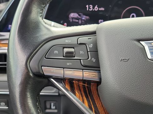Used 2021 Cadillac Escalade ESV Premium Luxury w/ Performance Package RWD image 34