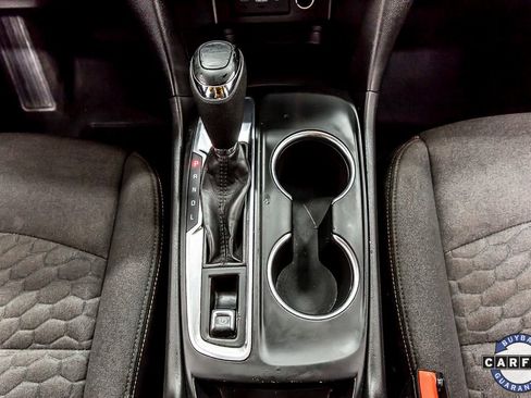 Used 2021 Chevrolet Equinox LT image 24