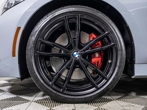 Used 2024 BMW 330i Sedan w/ M Sport Package image 41
