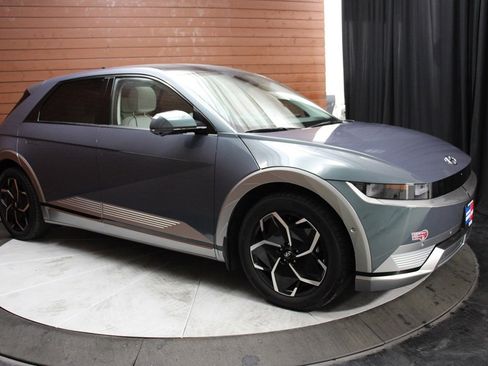 Used 2024 Hyundai Ioniq 5 Limited image 63