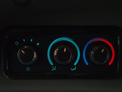 New 2025 GMC Savana 2500 Extended w/ Driver Convenience Package image 28