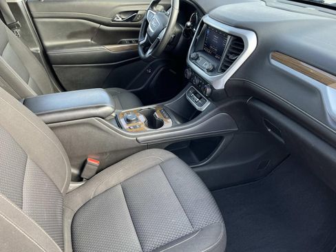 Used 2023 GMC Acadia SLE w/ Driver Convenience Package FWD image 25