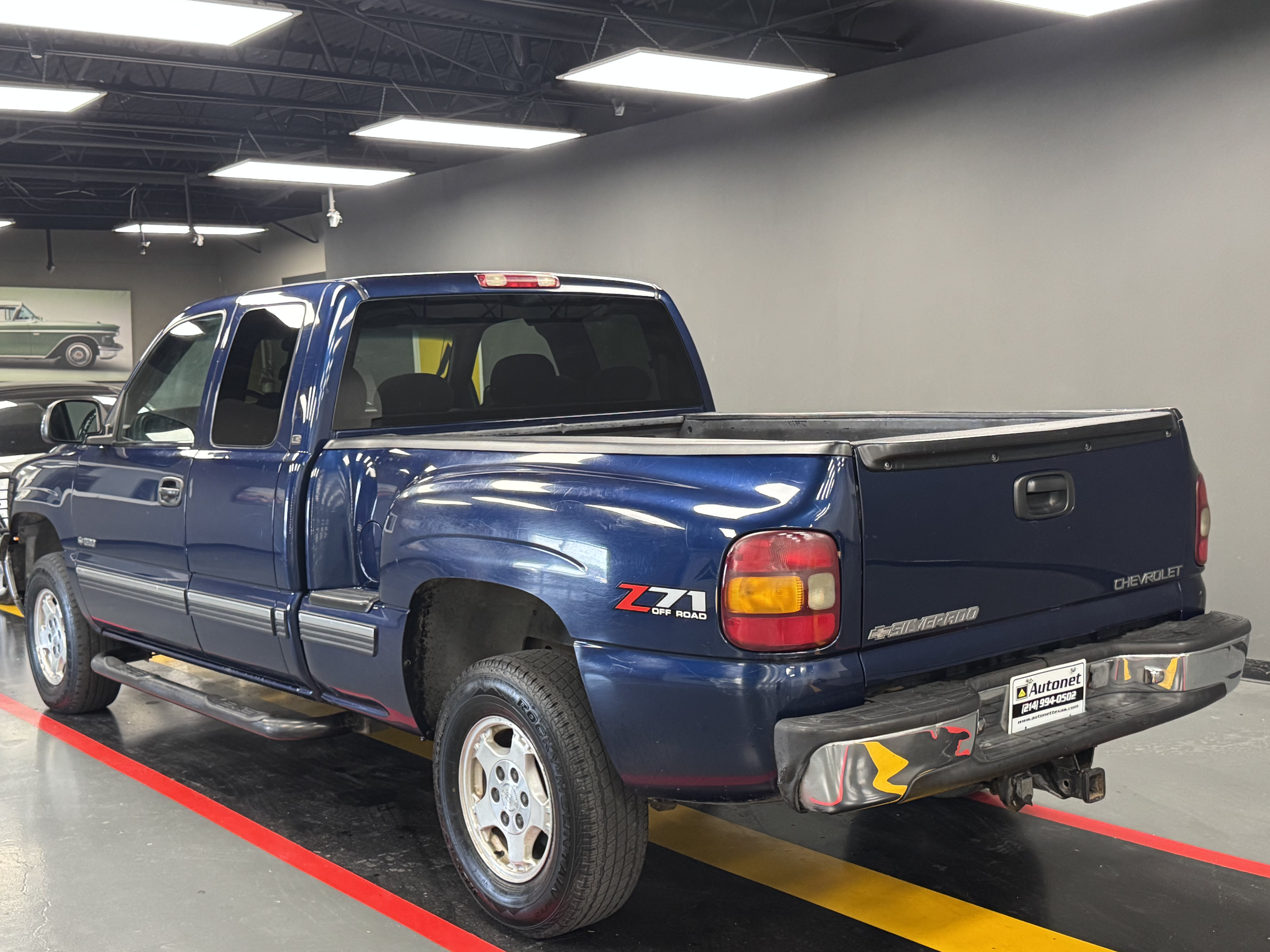Used 2000 Chevrolet Silverado 1500 LS w/ Off-Road Chassis Pkg AWD/4WD image 4