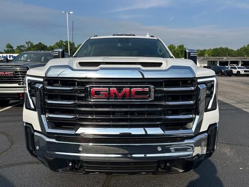 New 2025 GMC Sierra 2500 SLT w/ SLT Premium Package image 13
