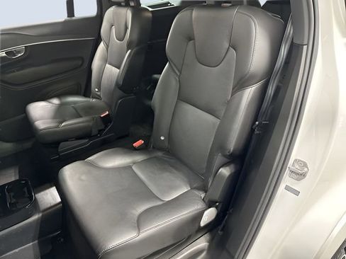 Used 2020 Volvo XC90 T6 Momentum w/ Protection Package image 33