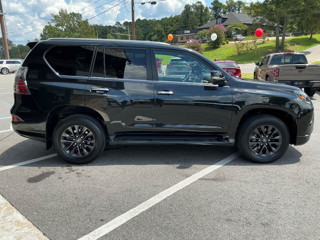 Used 2022 Lexus GX 460 Premium w/ Premium Package AWD/4WD image 8