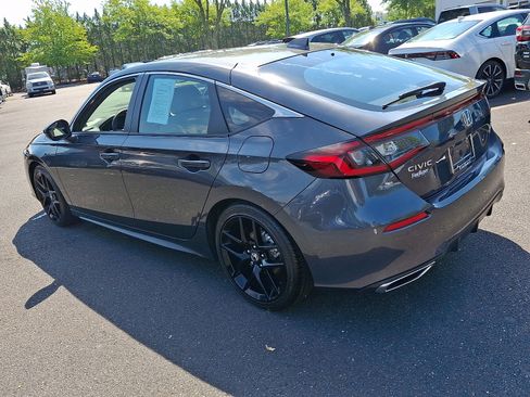 Certified 2024 Honda Civic Sport Touring image 4