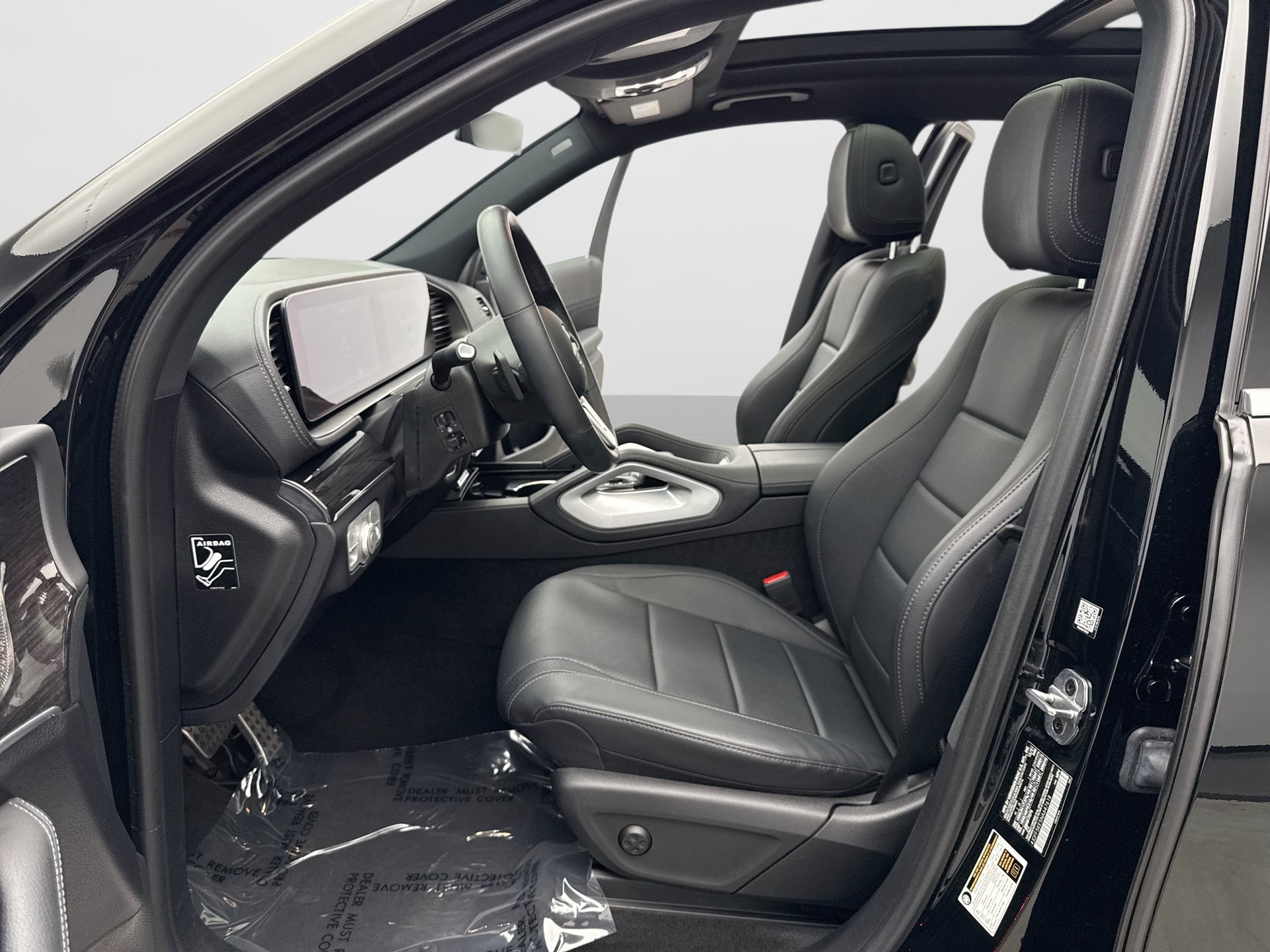 Used 2022 Mercedes-Benz GLS 450 4MATIC image 13