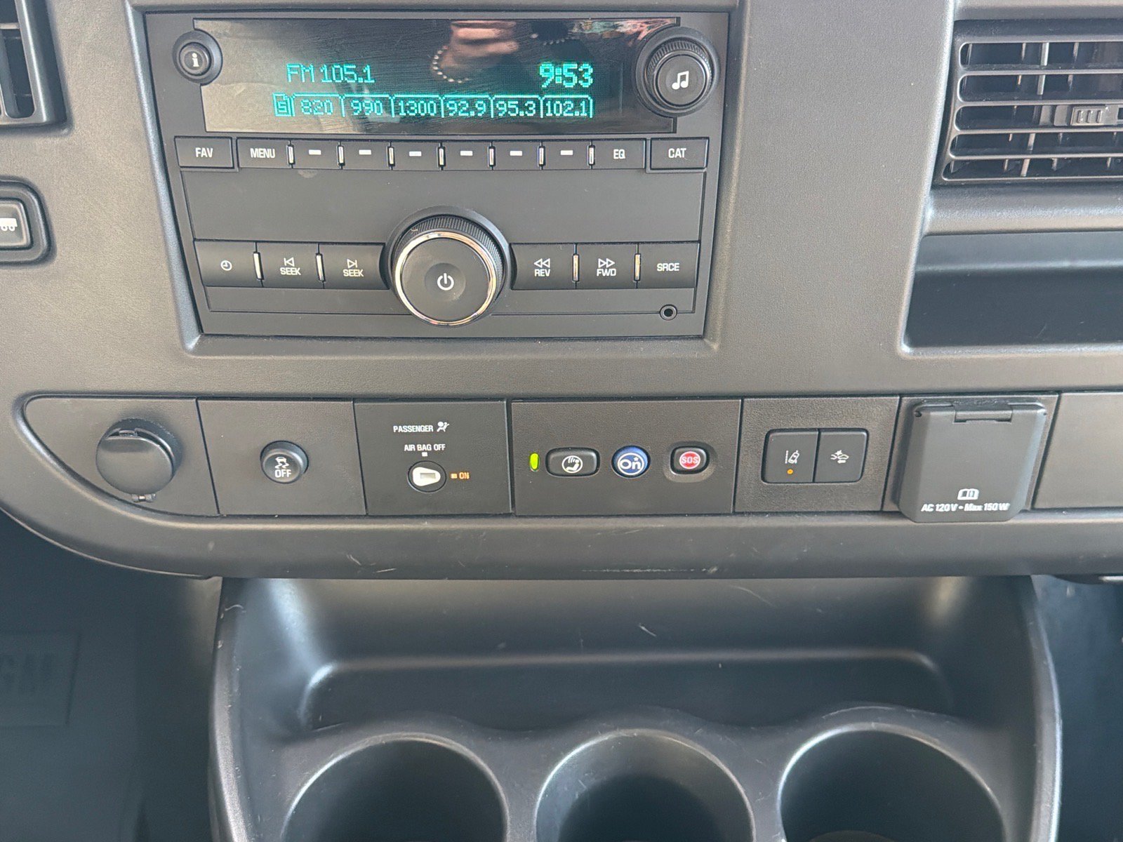 Used 2025 GMC Savana 3500 LT w/ LT Preferred Equipment Group RWD image 16