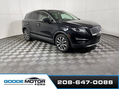 Used 2019 Lincoln MKC Reserve w/ MKC Technology Package image 2