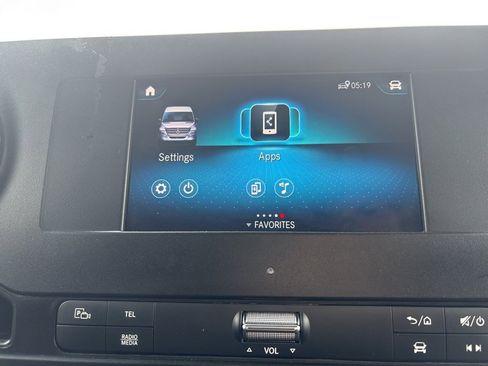 Used 2024 Mercedes-Benz Sprinter 2500 image 28