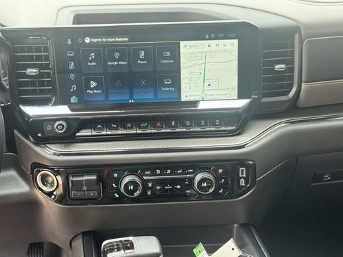 Used 2025 Chevrolet Silverado 1500 ZR2 w/ Technology Package image 30