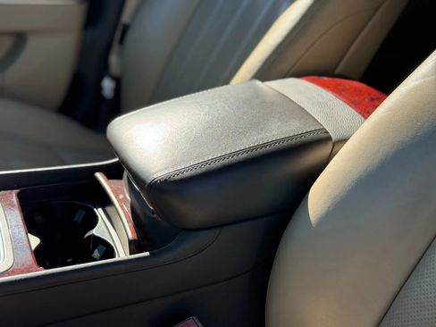 Used 2011 Hyundai Equus Ultimate image 31