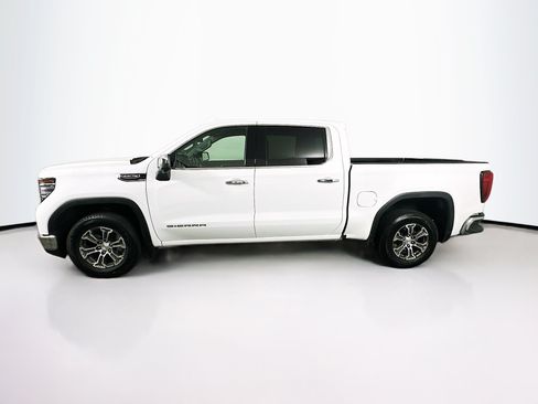 Used 2025 GMC Sierra 1500 SLT RWD image 4